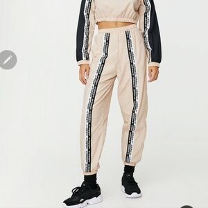 Adidas Ryv Taping Track Pants Blush Tapered Baggy 90s Retro Logo voluminous
